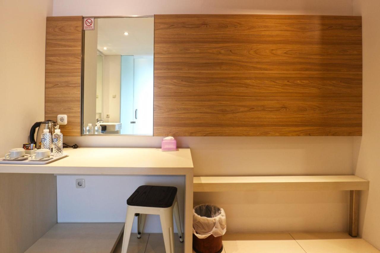 Kampioen Bed & Breakfast Bandung Exterior photo